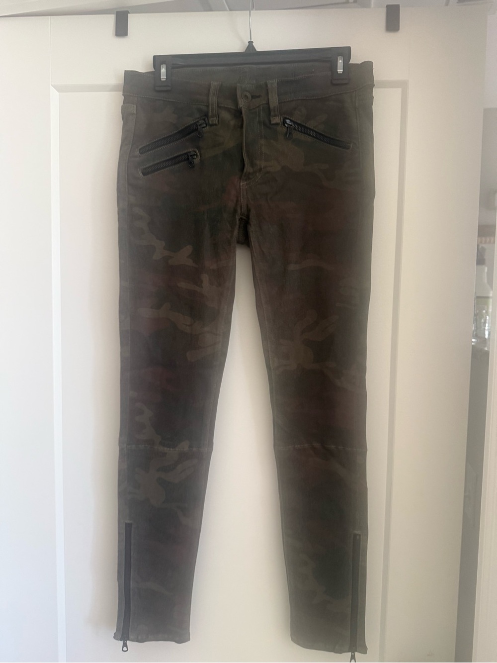 rag & bone 100% lambskin Olive Camo Skinny Jeans with Zip Details